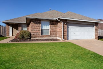 3901 Taylor Ln Yukon, OK 73099